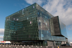 Harpa.jpg 3818